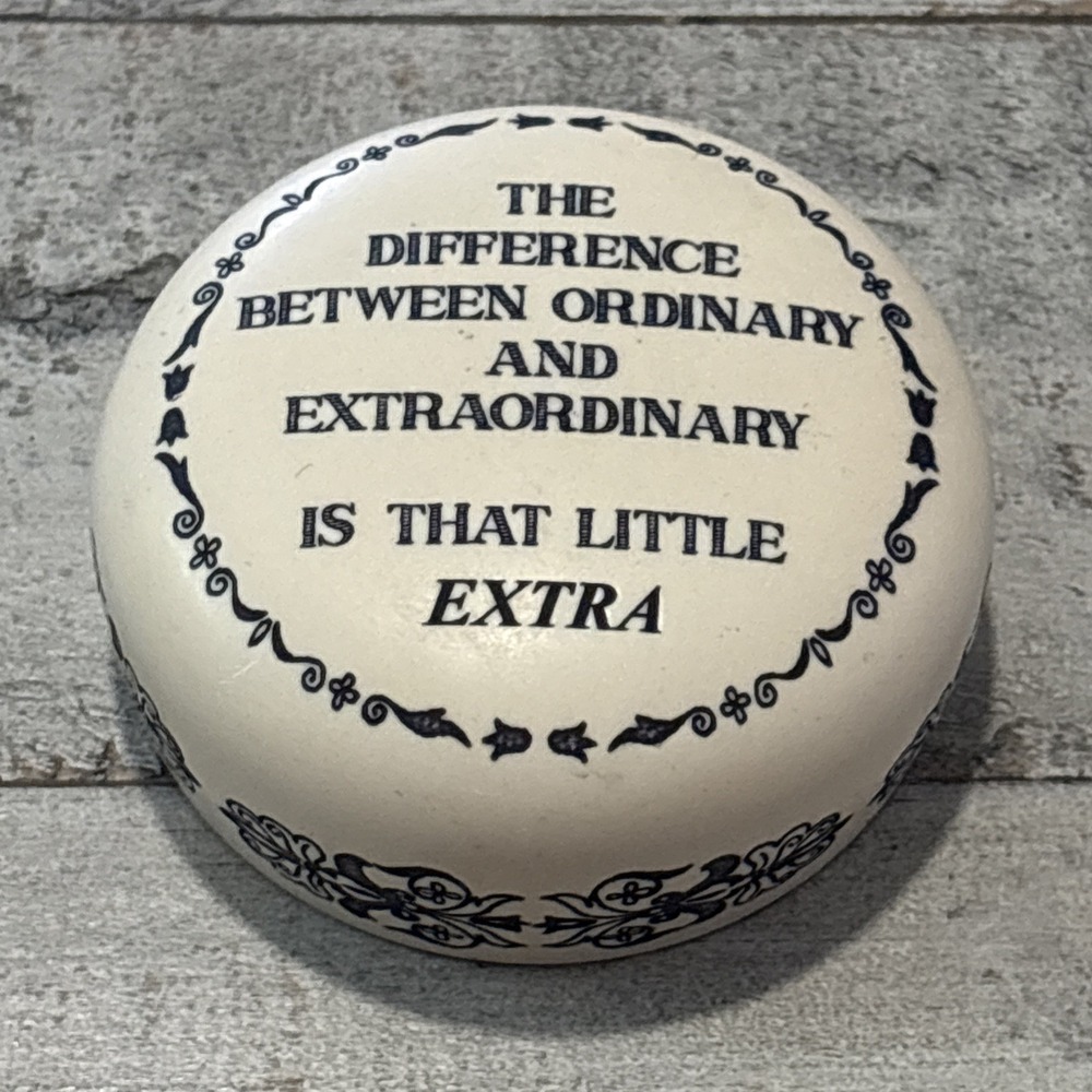 Baekgaard Paper Weight Collection Crafted In England - Ordinary‎ Extraordinary
